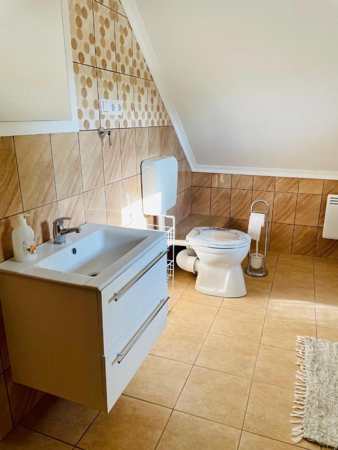 Betti Villa Balatonkeresztur Bagian luar foto