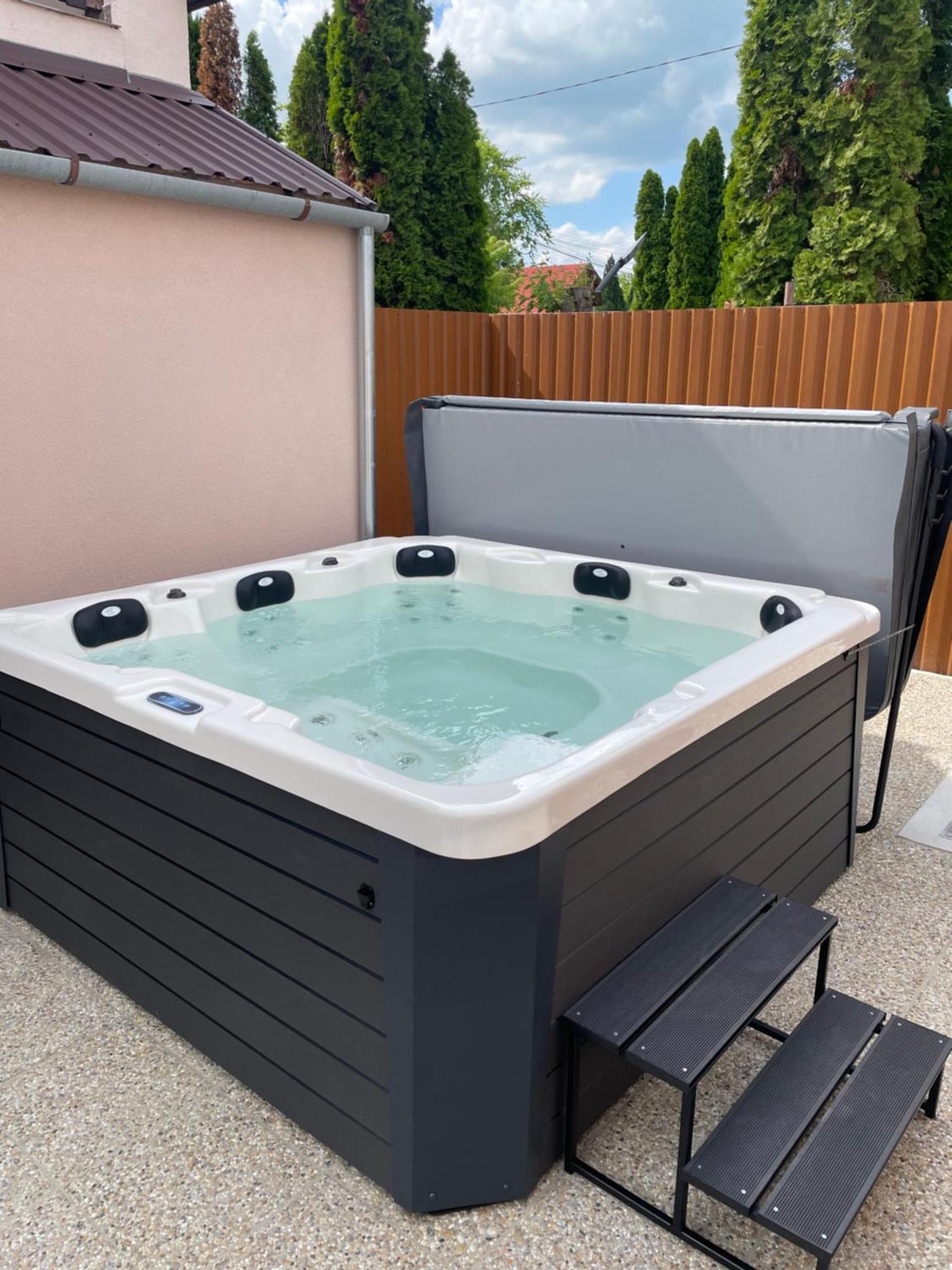 Betti Villa Balatonkeresztur Bagian luar foto